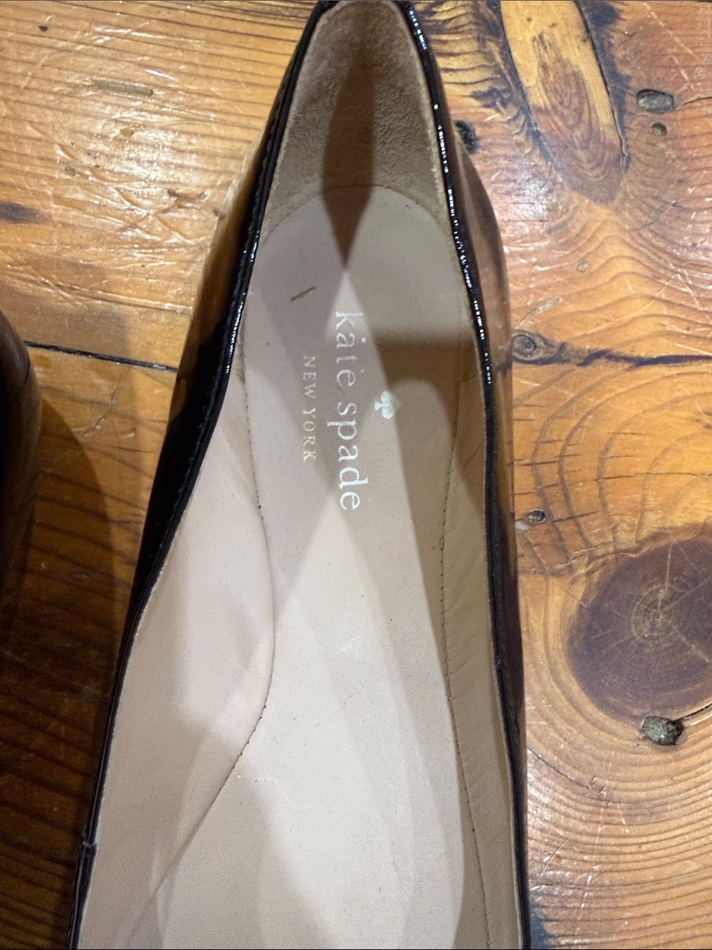 kate spade Black Patent Leather Ballet Flats with Glitter Bear Toes Size 7 M - Picture 2 of 10